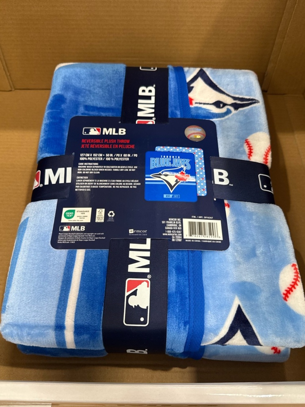 Blue Jays - MLB reversible plush throw blanket